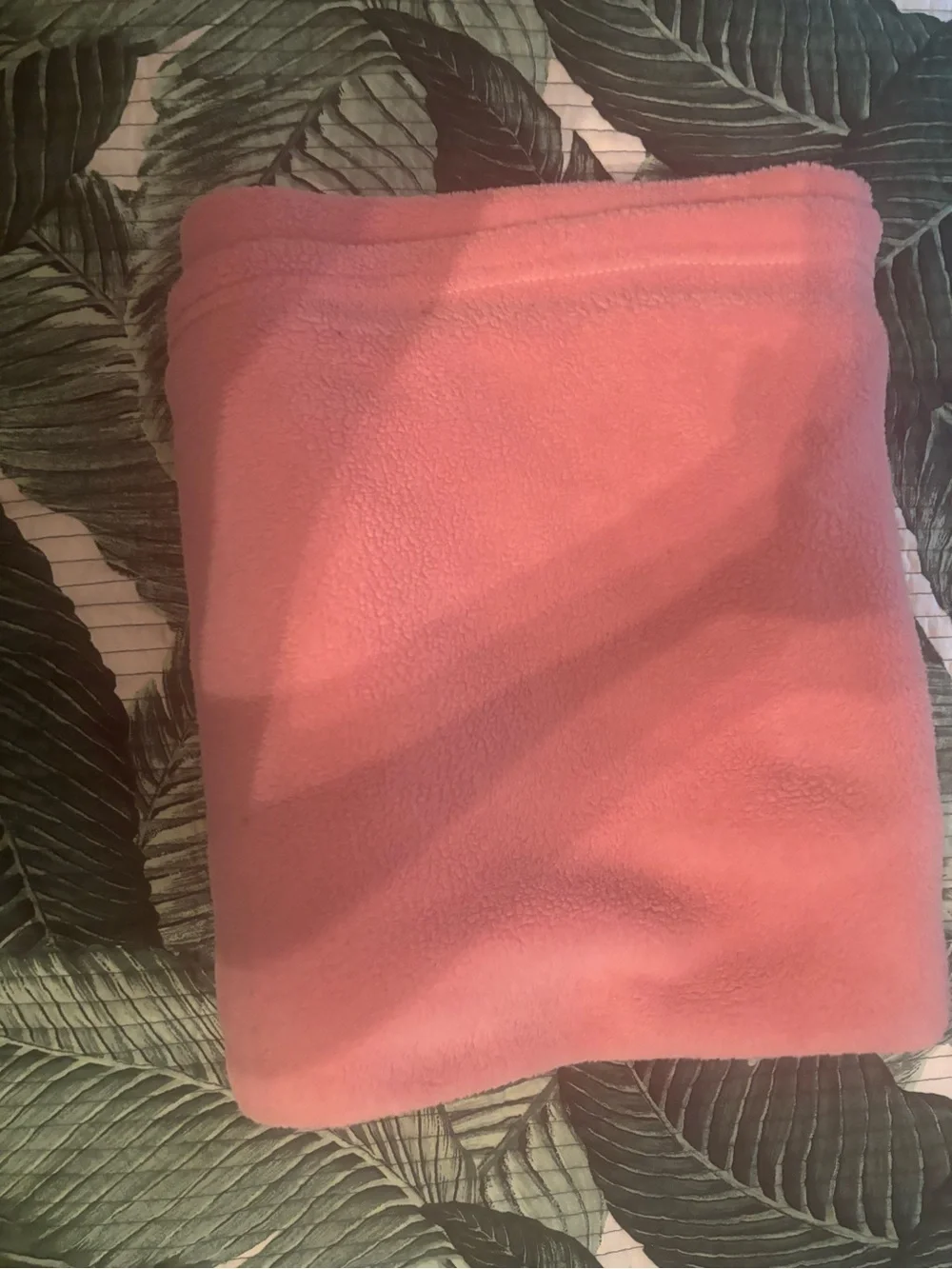 Soft Pink Fleece throw Blanket